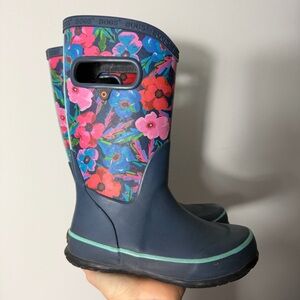 Bogs Kids Girls Pansies Floral Boots Wellies Rubber Rain Boots Size 12